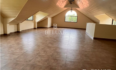 VENDO CASA EN URBANIZACIÓN LLANOS DE CURUNDÚ (6)