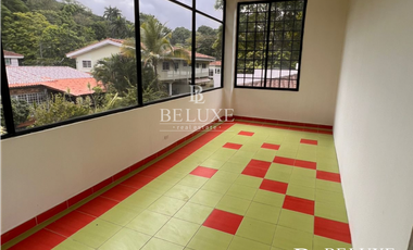 VENDO CASA EN URBANIZACIÓN LLANOS DE CURUNDÚ (6)