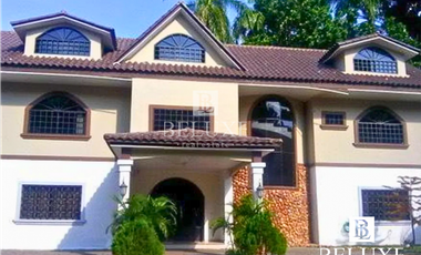 VENDO CASA EN URBANIZACIÓN LLANOS DE CURUNDÚ (6)