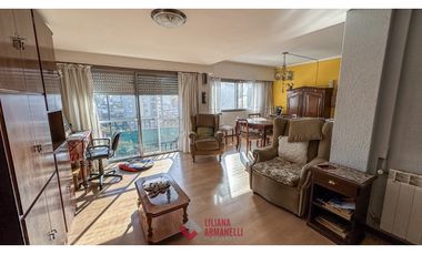 4 AMBIENTES CON DEPENDENCIA