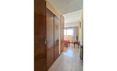 4 AMBIENTES CON DEPENDENCIA