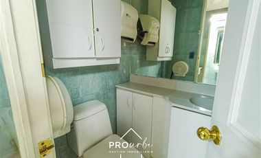 Oficina en Venta en Metro Pedro de Valdivia / Alfredo Barros Errázuruz
