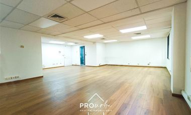 Oficina en Venta en Metro Pedro de Valdivia / Alfredo Barros Errázuruz