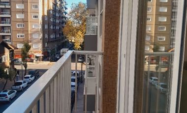 Departamento en venta de 2 dormitorios c/ cochera en Plaza Mitre