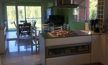 Casa en venta en Lote al Lago en Los Castores