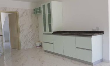Imponente  CASA al Rio de mas de 500 mts cubiertos - San Benito