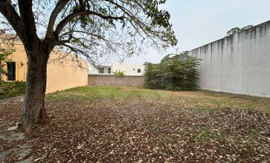 Fraccionamiento El Country Terreno residencial en venta en Fraccionamiento El Country