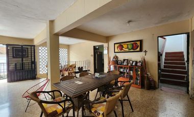 AMPLIA Y COMODA CASA EN COL. PROGRESO