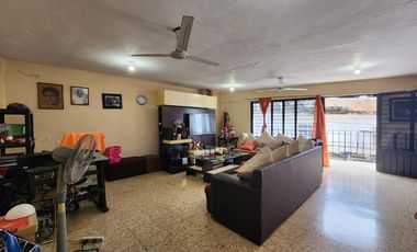 AMPLIA Y COMODA CASA EN COL. PROGRESO