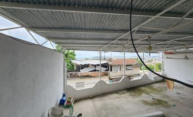 AMPLIA Y COMODA CASA EN COL. PROGRESO