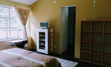 SBR / CASA EN VENTA EN EXCELENTE UBICACIÓN!!