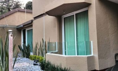 SBR / CASA EN VENTA EN EXCELENTE UBICACIÓN!!