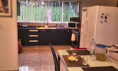 SBR / CASA EN VENTA EN EXCELENTE UBICACIÓN!!
