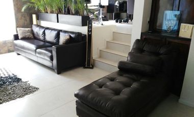 SBR / CASA EN VENTA EN EXCELENTE UBICACIÓN!!
