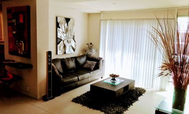 SBR / CASA EN VENTA EN EXCELENTE UBICACIÓN!!