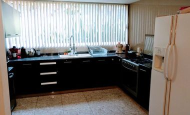 SBR / CASA EN VENTA EN EXCELENTE UBICACIÓN!!
