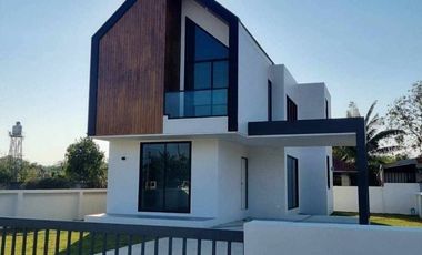 3 Bedroom House for sale in Pa Phai, Chiang Mai