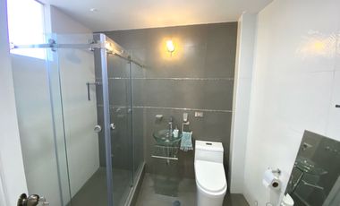 AMPLIO DEPARTAMENTO CERCA A PLAZA DE CAYMA