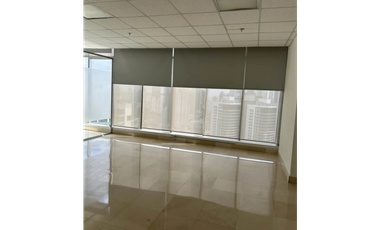 Oficina en Alquiler en Torre Bicsa Av Balboa / $1,200 mensual