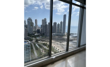 Oficina en Alquiler en Torre Bicsa Av Balboa / $1,200 mensual