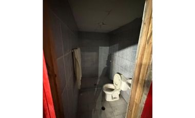 Se alquila local/ galera abierta ubicada en Transístmica. (AA)