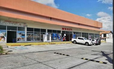 Se vende Edificio Plaza Comercial en Arraijan