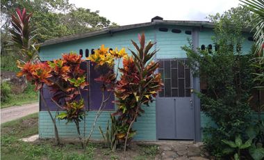 Maat vende Casa Campestre, Mave-Villeta 770m2 $200Millones