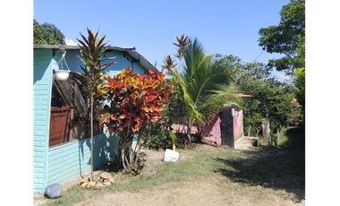 Maat vende Casa Campestre, Mave-Villeta 770m2 $200Millones