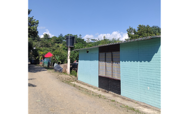 Maat vende Casa Campestre, Mave-Villeta 770m2 $200Millones