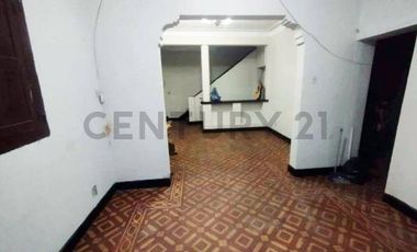 Casa de 2 Pisos En Quinta La Victoria
