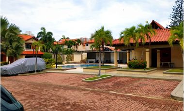 CASA EN ALQUILER EN VILLA CAMPESTRE