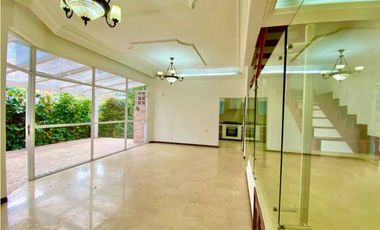 Se vende casa en Medellín Poblado Alto
