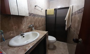 Casa de dos pisos más terraza en venta Barrio El Bosque Palmira Valle