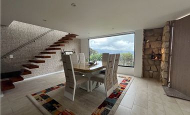 Vendo linda casa campestre con zona verde  y  espectacular vista