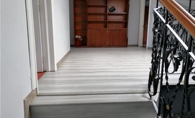 SE ARRIENDA CASA PASADENA