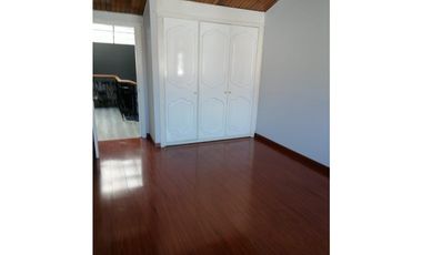 SE ARRIENDA CASA PASADENA