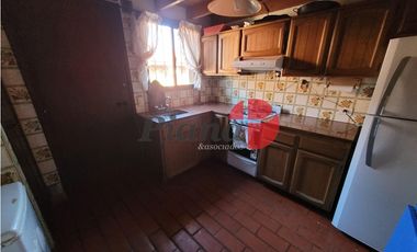 Casa en Zona Iglesia - Solida Construcción - Proxima al Mar -