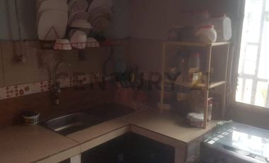 DE OPORTUNIDAD CASA CON EXCELENTE UBICACIÓN EN MANTA