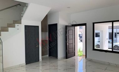 CASA en RENTA en Laguitos, Tuxtla Gutiérrez