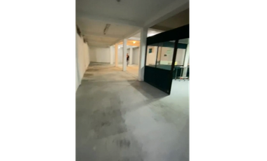 Venta de excelente casa renta con bodega y vivienda centro