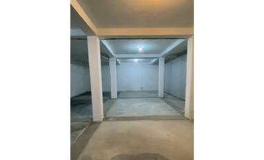 Venta de excelente casa renta con bodega y vivienda centro