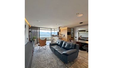 HERMOSO.APARTAMENTO EN LAS PALMAS CON VISTA ABIERTA A LA CiUDAD!!!