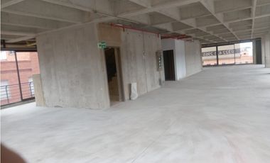 SE ARRIENDA EDIFICIO EN BOGOTA