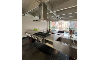 HERMOSO APARTAMENTO AMOBLADO EN EL POBLADO EN SAN FERNANDO PLAZA
