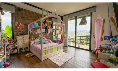 Venta de Casa Campestre en Parcelación El Retiro