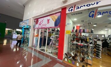 PLAZA CAMELINAS DOBLE LOCAL COMERCIAL EN VENTA CON 2 ACCESOS FRENTE A AURRERÁ