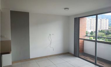 VENTA APARTAESTUDIO EN CABAÑAS BELLO,  PISO ALTO.
