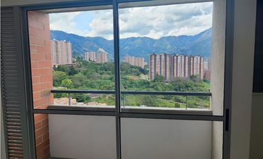 VENTA APARTAESTUDIO EN CABAÑAS BELLO,  PISO ALTO.