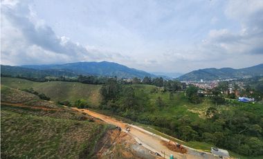 VENTA APARTAMENTO EN CALDAS, PISO ALTO, VISTA VERDE.