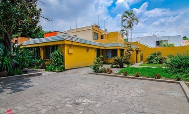 Se vende terreno con uso de suelo mixto en La Calma, Zapopan.